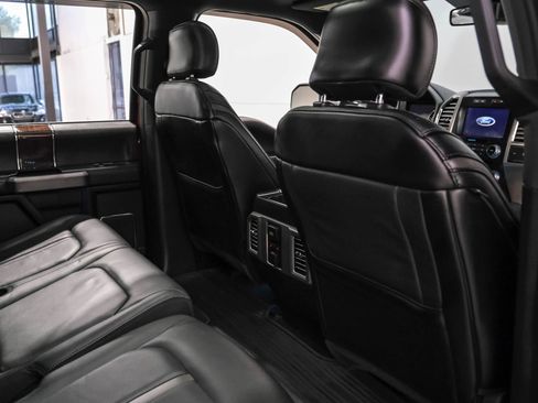 Used 2015 Ford F150 Platinum w/ Equipment Group 701A Luxury AWD/4WD image 41