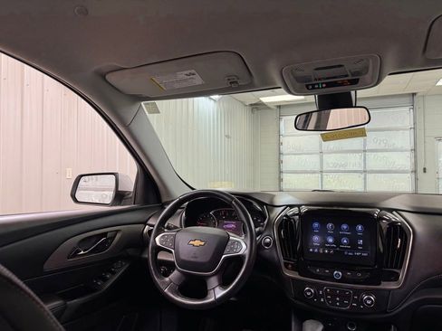 Used 2021 Chevrolet Traverse LT FWD image 22