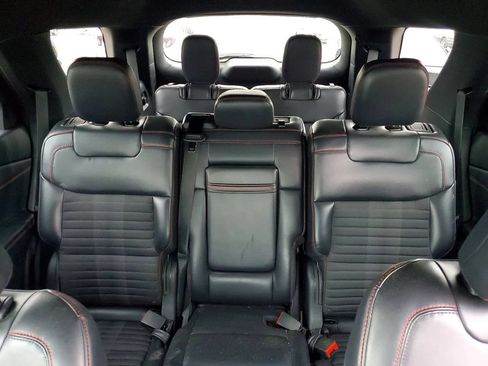 Used 2025 Ford Explorer ST-Line w/ ST-Line Street Pack AWD/4WD image 10