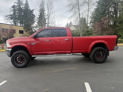 Used 2011 RAM 3500 Big Horn image 3