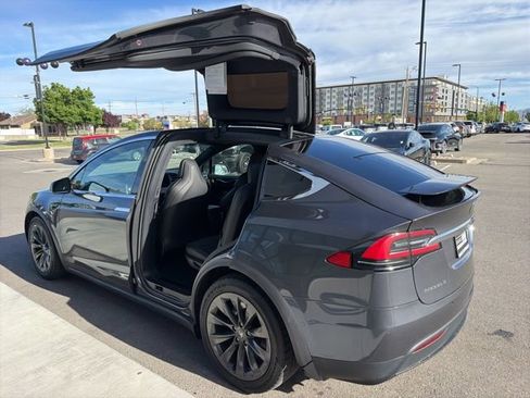 Used 2018 Tesla Model X 75D AWD/4WD image 20