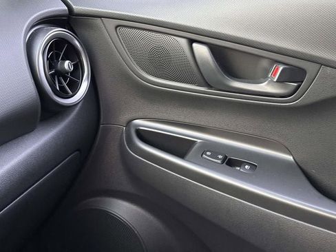 Used 2023 Hyundai Kona SEL image 29