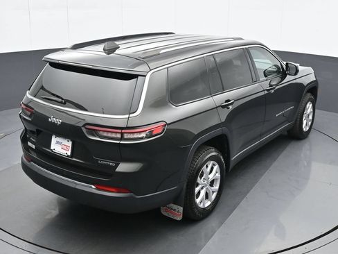 Used 2022 Jeep Grand Cherokee L Limited AWD/4WD image 23