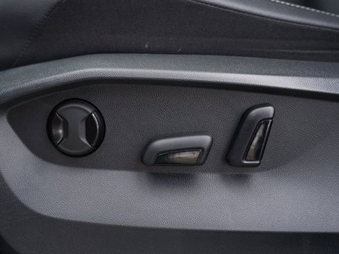 Used 2024 Volkswagen Tiguan SE R-Line image 20