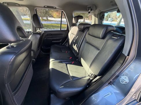 Used 2005 Honda CR-V EX image 15