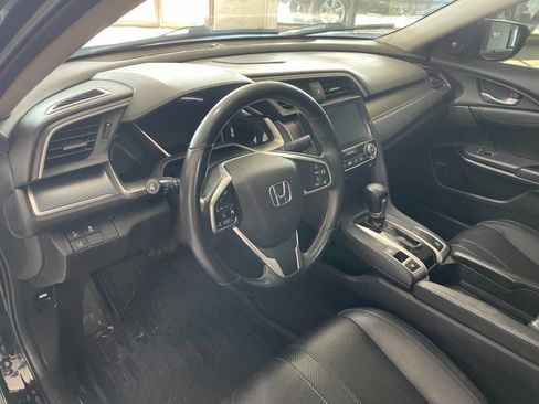 Used 2017 Honda Civic Touring image 16
