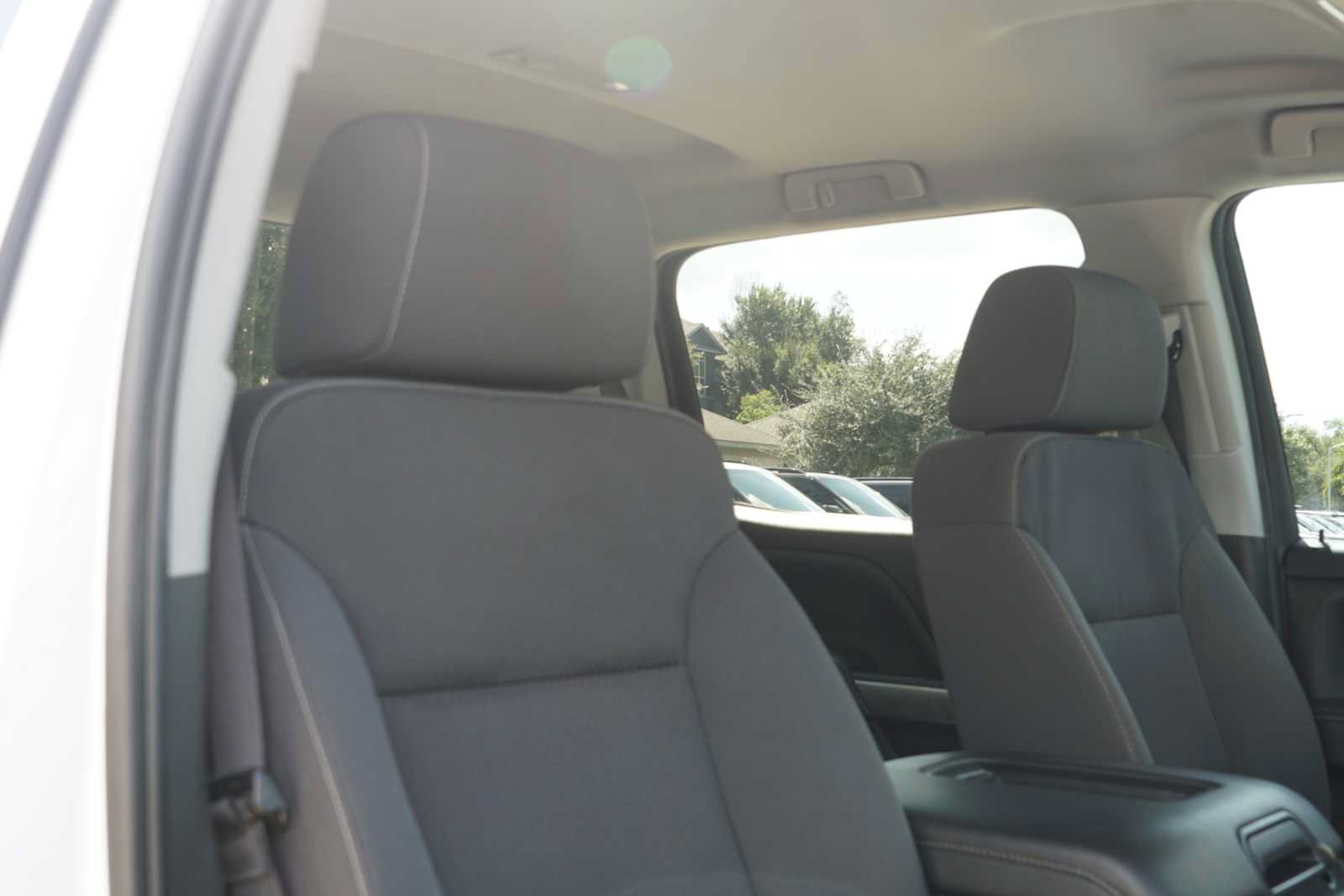 Used 2018 Chevrolet Silverado 1500 LT w/ Texas Edition AWD/4WD image 26