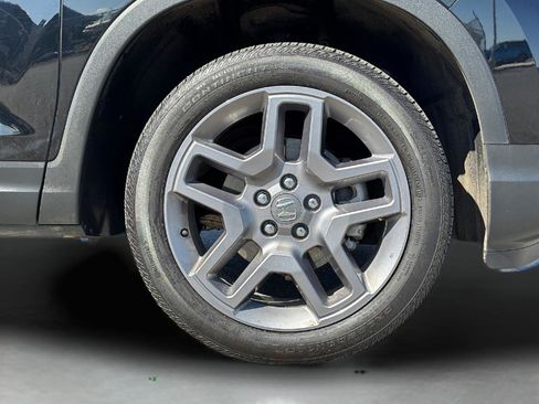 Certified 2023 Honda Passport EX-L image 12