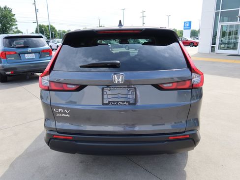 Certified 2024 Honda CR-V EX image 5