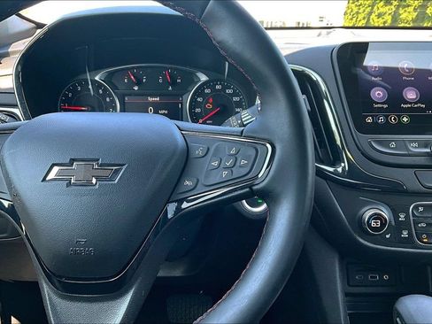 Used 2024 Chevrolet Equinox RS w/ RS Leather Package AWD/4WD image 12
