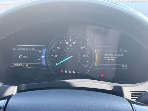 Used 2018 Ford Explorer XLT w/ Equipment Group 202A FWD image 8
