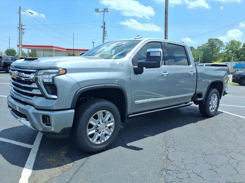 New 2026 Chevrolet Silverado 3500 High Country w/ High Country Premium Package AWD/4WD image 8