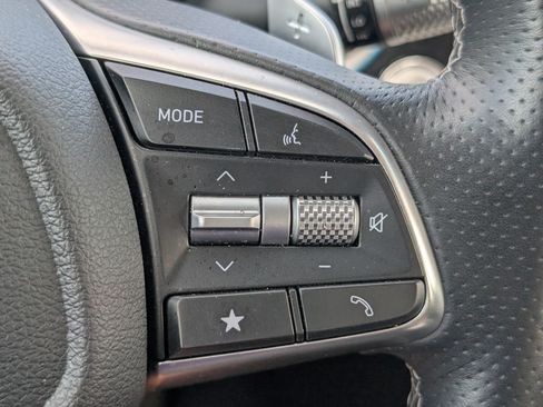 Used 2026 Genesis G70 2.5T RWD image 16