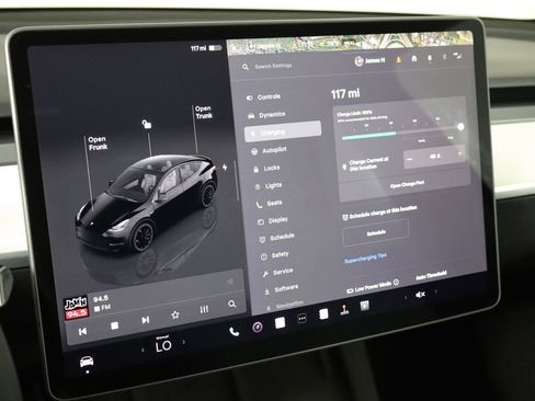 Used 2023 Tesla Model Y Performance AWD/4WD image 26