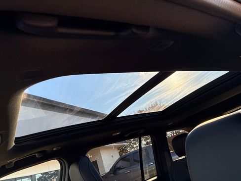 New 2025 Jeep Grand Cherokee Limited image 21