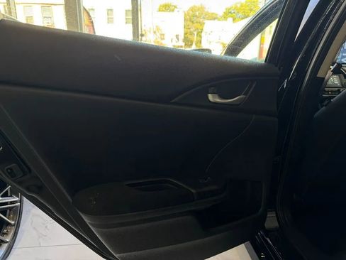 Used 2019 Honda Civic EX image 23