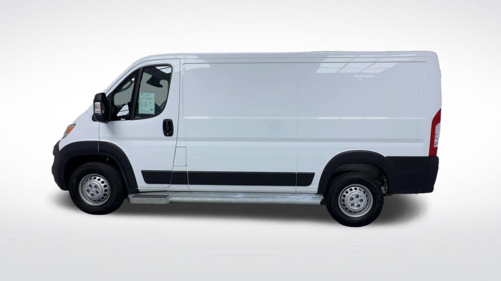 Used 2025 RAM ProMaster 2500 w/ U-Haul Equipment Group FWD image 5