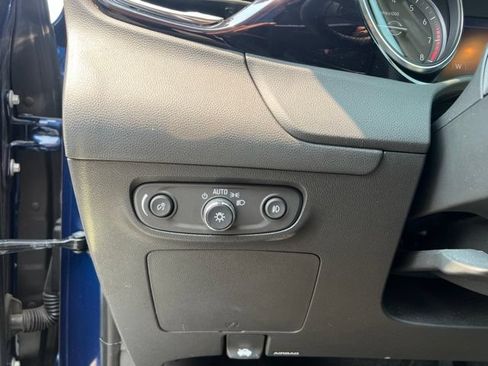 Used 2023 Buick Encore GX Essence w/ Experience Buick Package AWD/4WD image 25