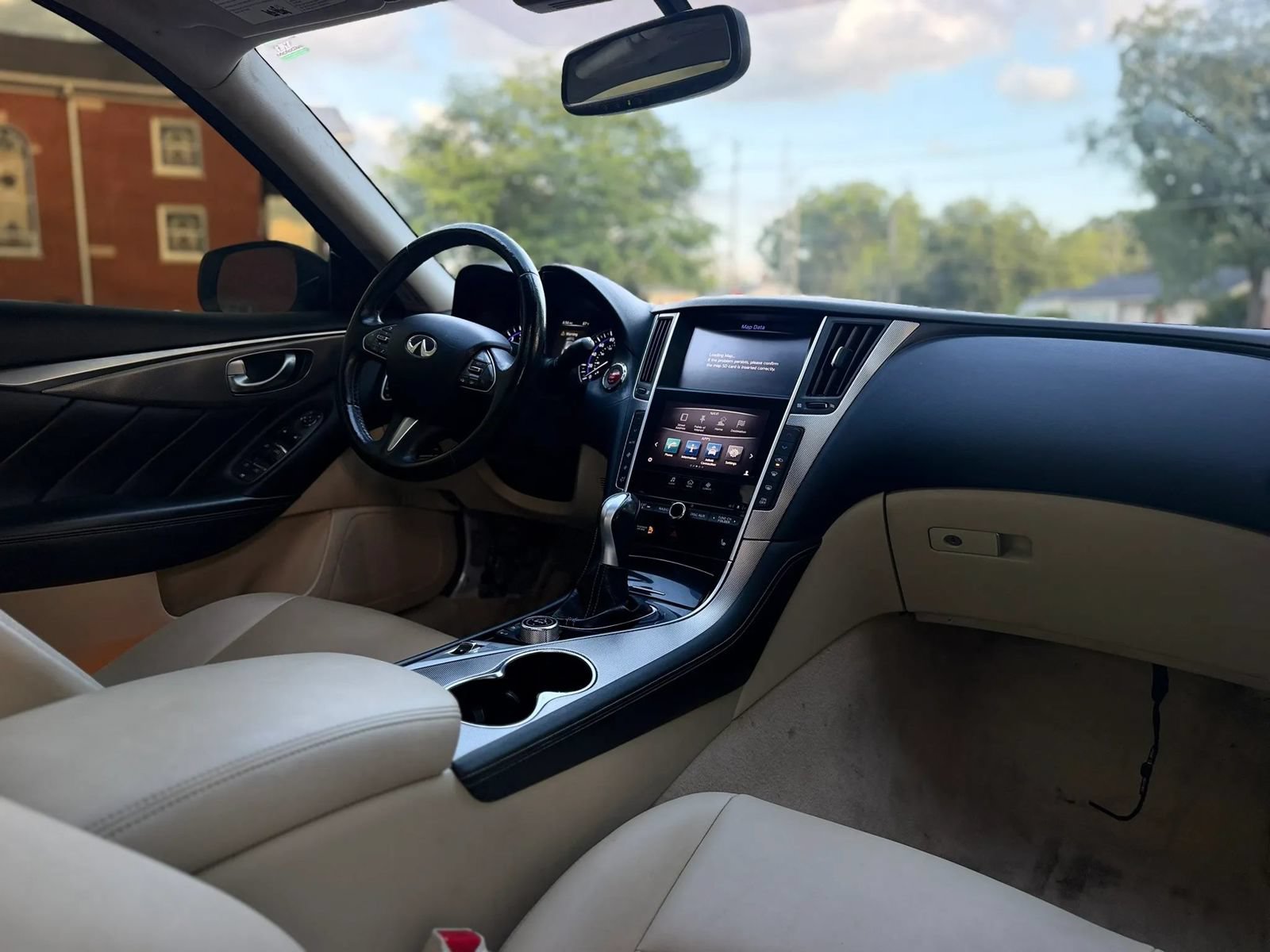 Used 2015 INFINITI Q50 Premium w/ Navigation Package AWD/4WD image 12