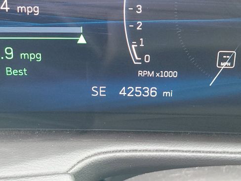 Used 2024 Cadillac XT4 Premium Luxury image 19