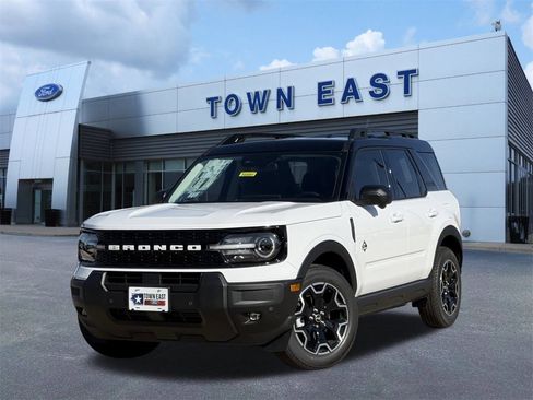New 2025 Ford Bronco Sport Outer Banks w/ Outer Banks Tech Package+ image 24
