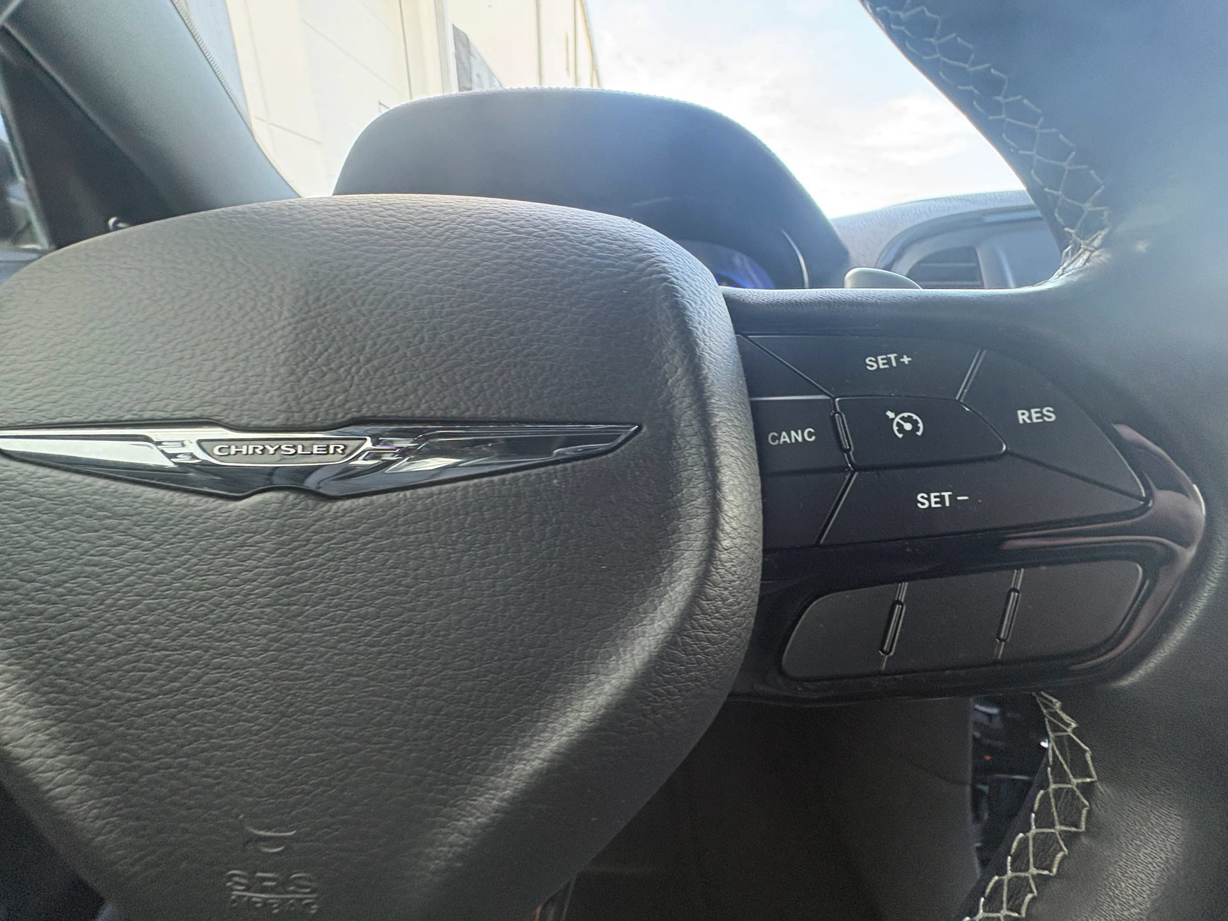 Used 2019 Chrysler 300 S RWD image 29