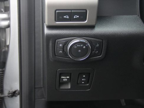 Certified 2020 Ford F150 Lariat w/ Equipment Group 502A Luxury image 35