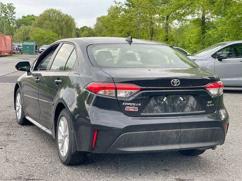 Used 2026 Toyota Corolla LE w/ LE Premium Package FWD image 14