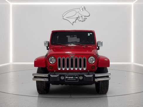 Used 2010 Jeep Wrangler Unlimited Sahara w/ Mopar Chrome Edition Group AWD/4WD image 8