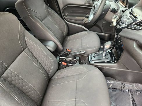 Used 2019 Ford Fiesta SE w/ Equipment Group 201A FWD image 5
