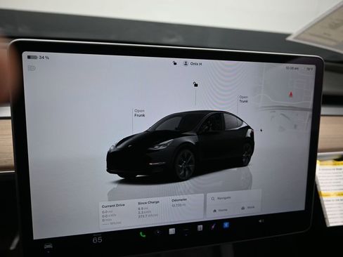 Used 2024 Tesla Model Y Long Range image 13