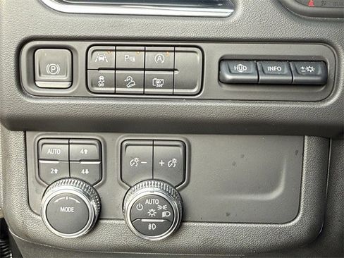 Used 2023 GMC Yukon AT4 w/ AT4 Premium Package image 24