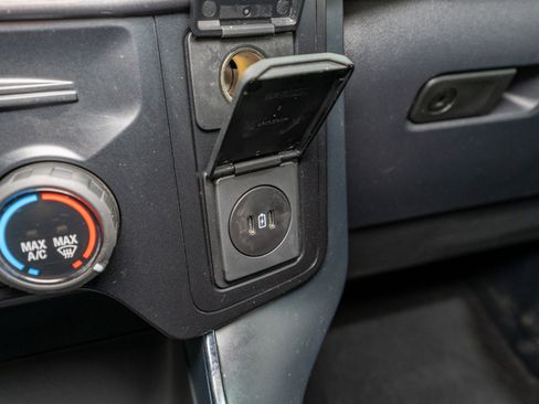 Used 2024 Ford F150 STX image 23