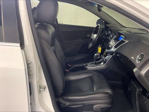 Used 2011 Chevrolet Cruze LTZ FWD image 9
