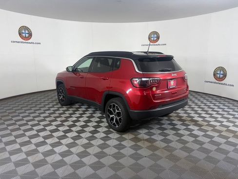 Used 2025 Jeep Compass Limited AWD/4WD image 20