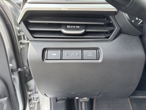 Used 2024 Nissan Altima 2.5 SR FWD image 28
