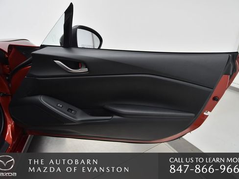 Certified 2024 MAZDA MX-5 Miata Sport image 33