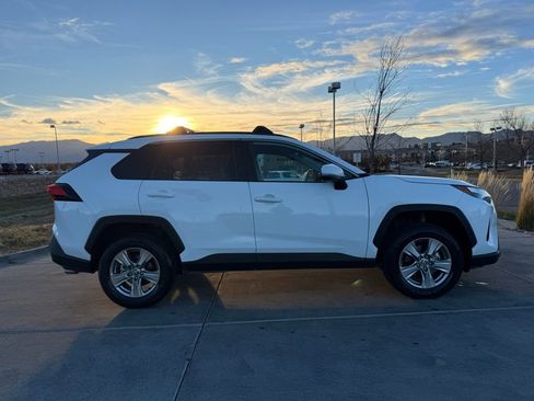 Used 2023 Toyota RAV4 XLE image 9