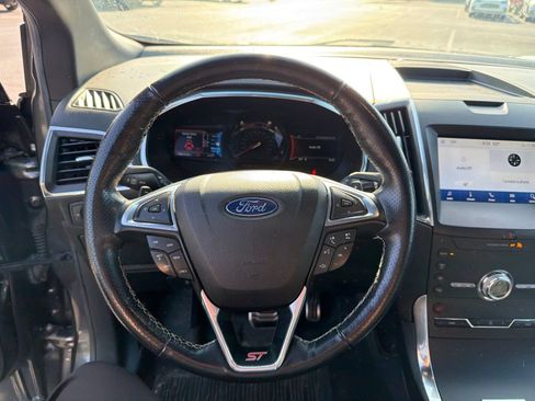 Used 2020 Ford Edge ST w/ Cold Weather Package AWD/4WD image 15
