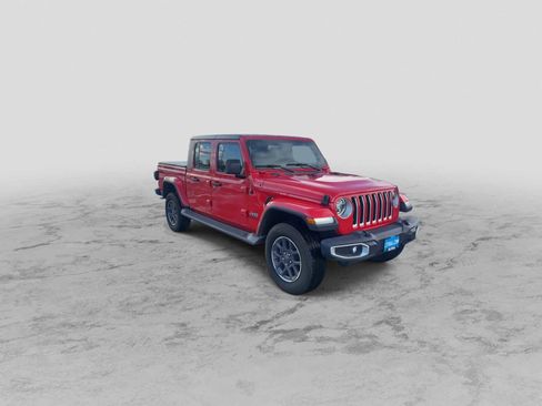 Certified 2020 Jeep Gladiator Overland image 2