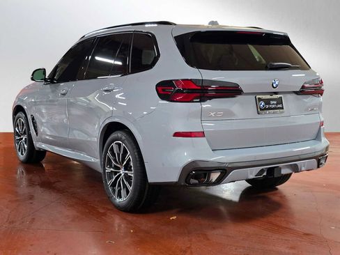 Used 2026 BMW X5 xDrive40i w/ M Sport Package AWD/4WD image 5