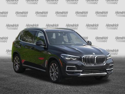 Certified 2023 BMW X5 sDrive40i w/ Parking Assistance Package RWD image 2