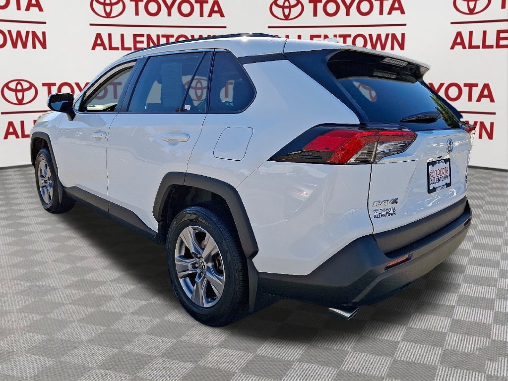 Used 2024 Toyota RAV4 XLE w/ Convenience Package AWD/4WD image 7