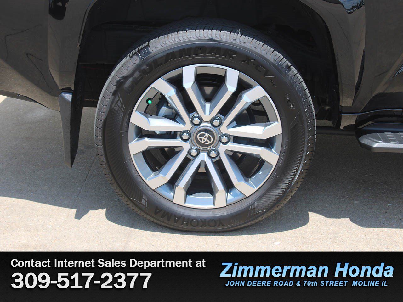 Used 2025 Toyota 4Runner Limited w/ Tow Technology Package AWD/4WD image 23