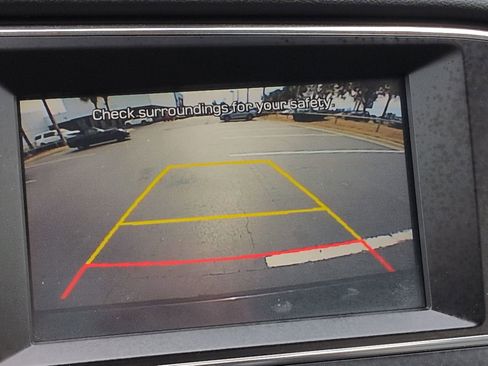 Used 2017 Hyundai Elantra SE image 19