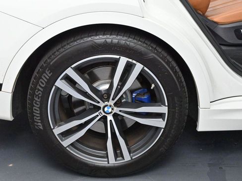 Used 2019 BMW X7 xDrive50i w/ M Sport Package AWD/4WD image 47
