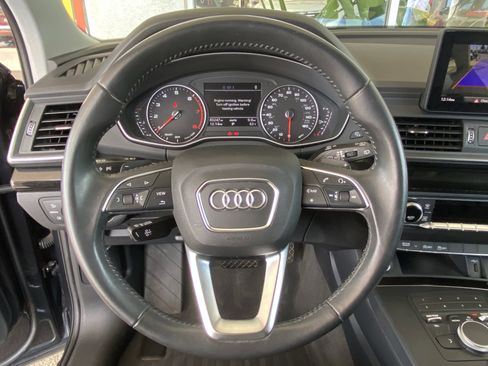 Used 2018 Audi Q5 2.0T Premium AWD/4WD image 36