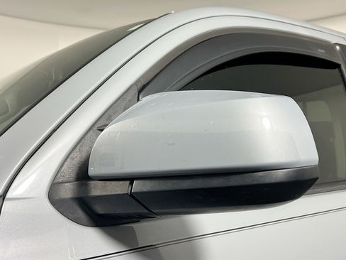 Used 2019 Toyota Tacoma SR5 image 12