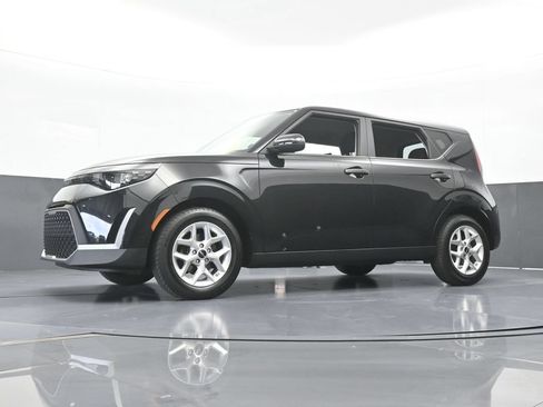 Used 2023 Kia Soul S FWD image 53