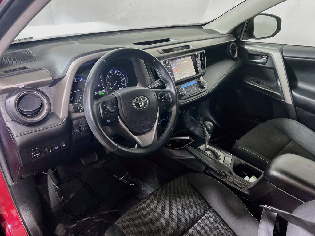 Used 2018 Toyota RAV4 Adventure AWD/4WD image 9